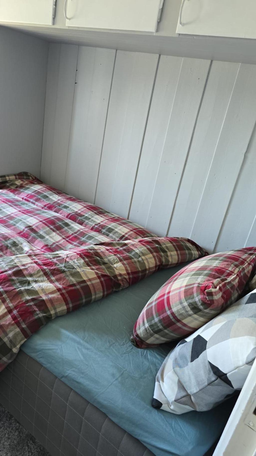 Room In Handsome Haven House Gjøvik Εξωτερικό φωτογραφία